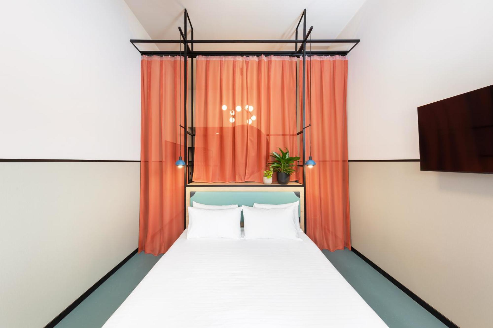Cx Bicocca Hostal Milán